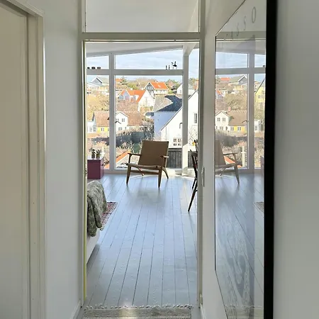 Lovely House With Sea View In Semesterbostad Tisvilde