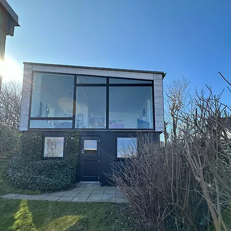Lovely House With Sea View In Tisvildeleje